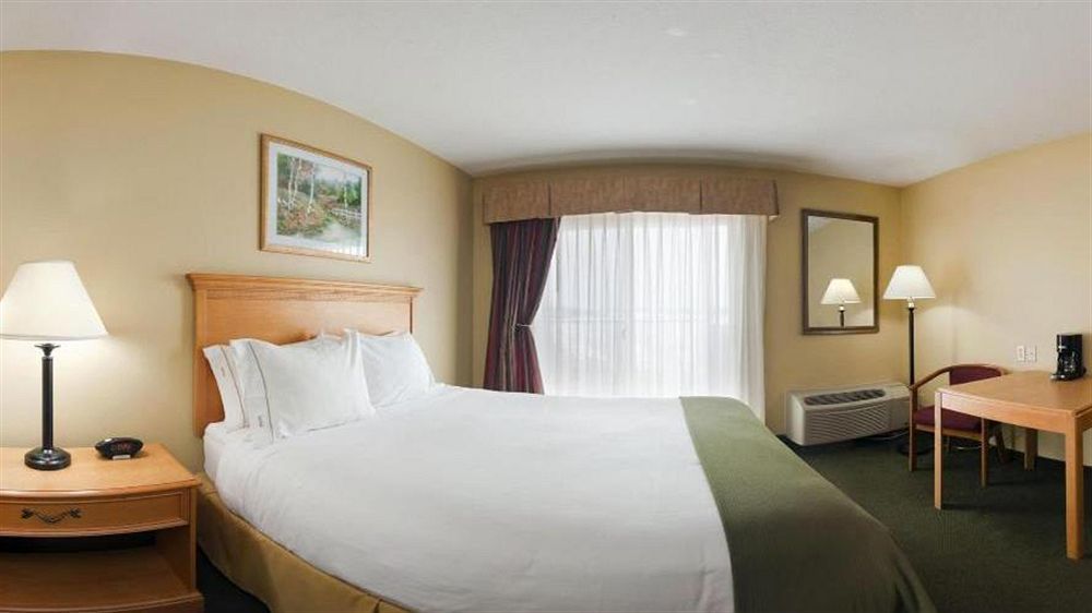 Holiday Inn Express Munising-Lakeview, An Ihg Hotel Εξωτερικό φωτογραφία