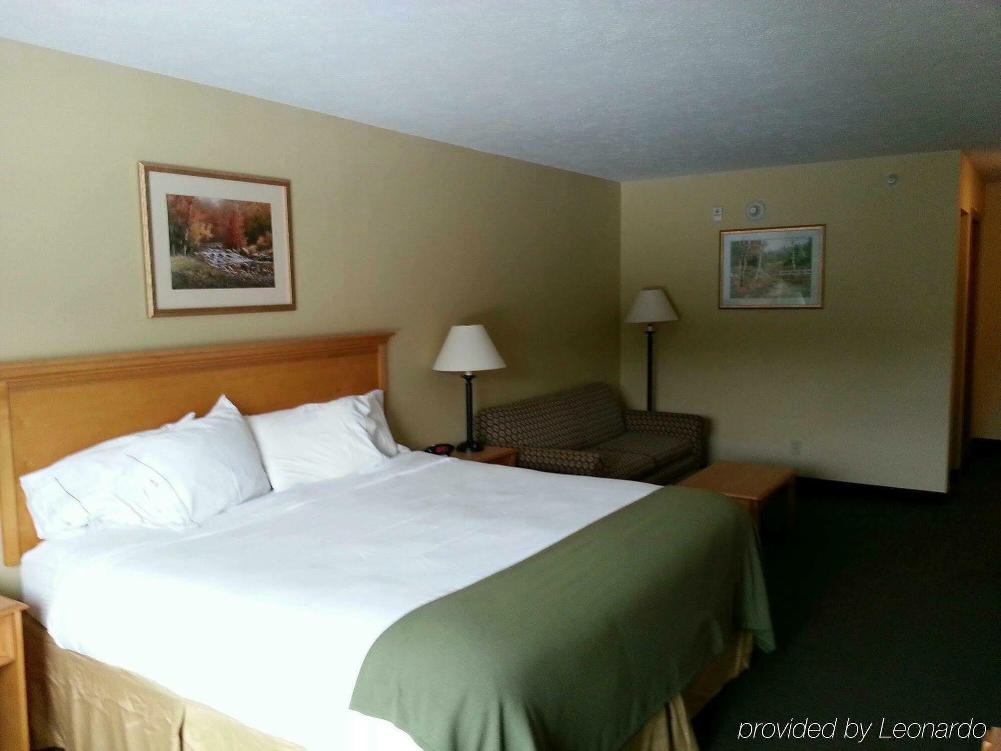 Holiday Inn Express Munising-Lakeview, An Ihg Hotel Εξωτερικό φωτογραφία
