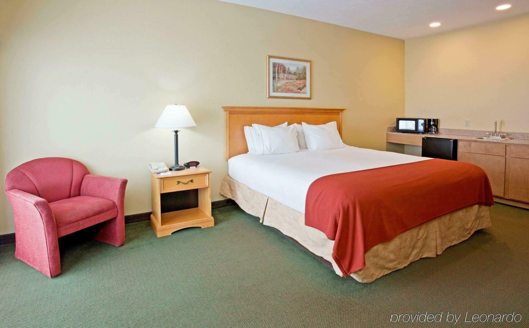 Holiday Inn Express Munising-Lakeview, An Ihg Hotel Δωμάτιο φωτογραφία